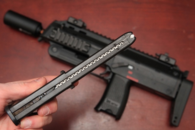 Οπλοπολυβόλο βρέθηκε σε σχολείο