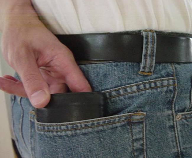 “Επιδημία” πορτοφολάδων