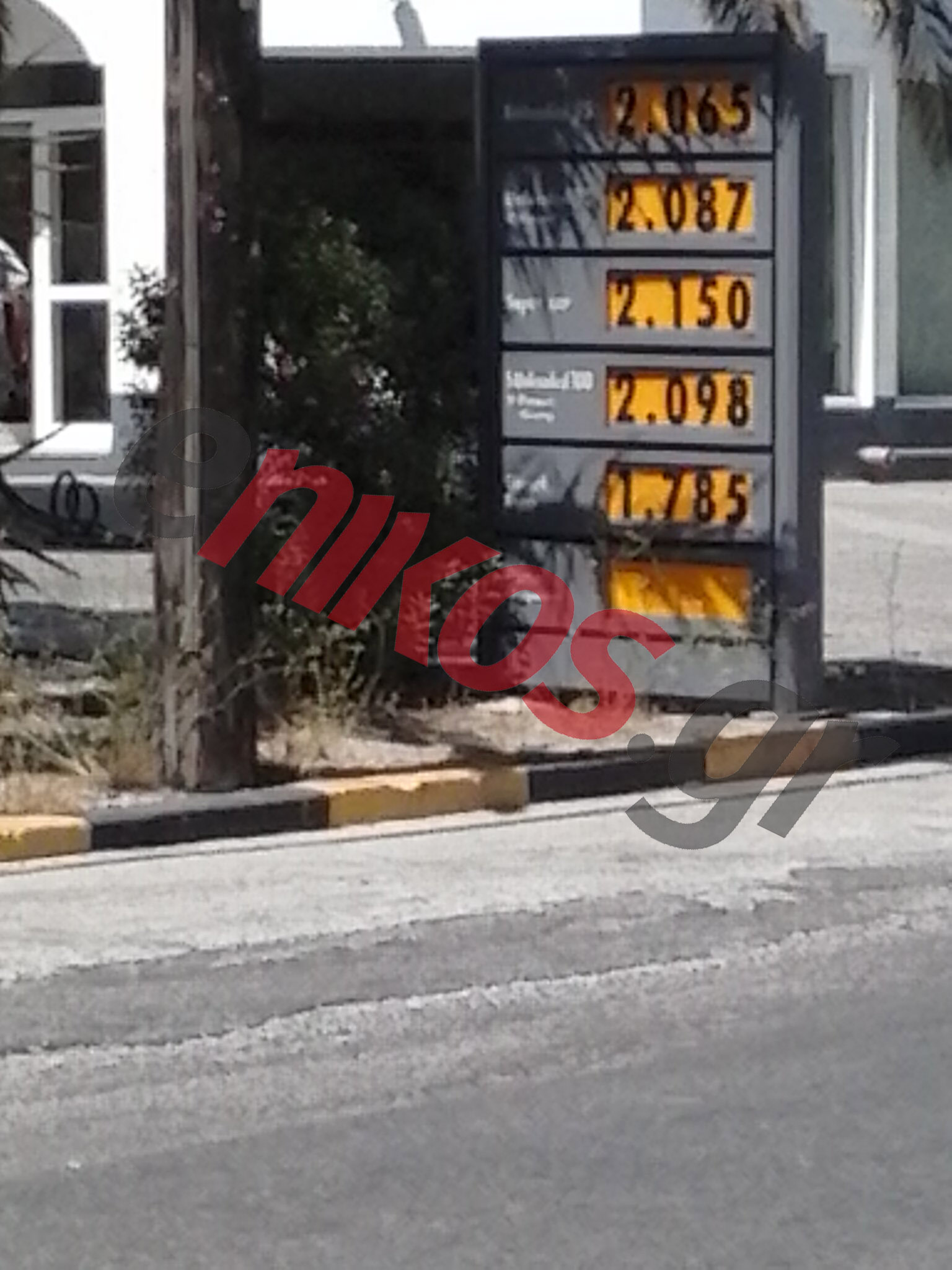 “Χρυσάφι” η βενζίνη στα Κύθηρα