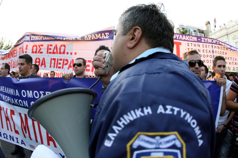 Καταγγέλλουν οι αστυνομικοί