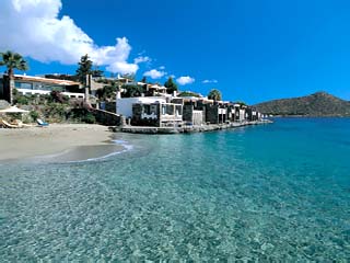 “Πόλεμος” στην Ελούντα