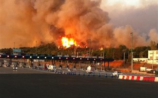 Οριοθετήθηκε η φωτιά στις Αφίδνες