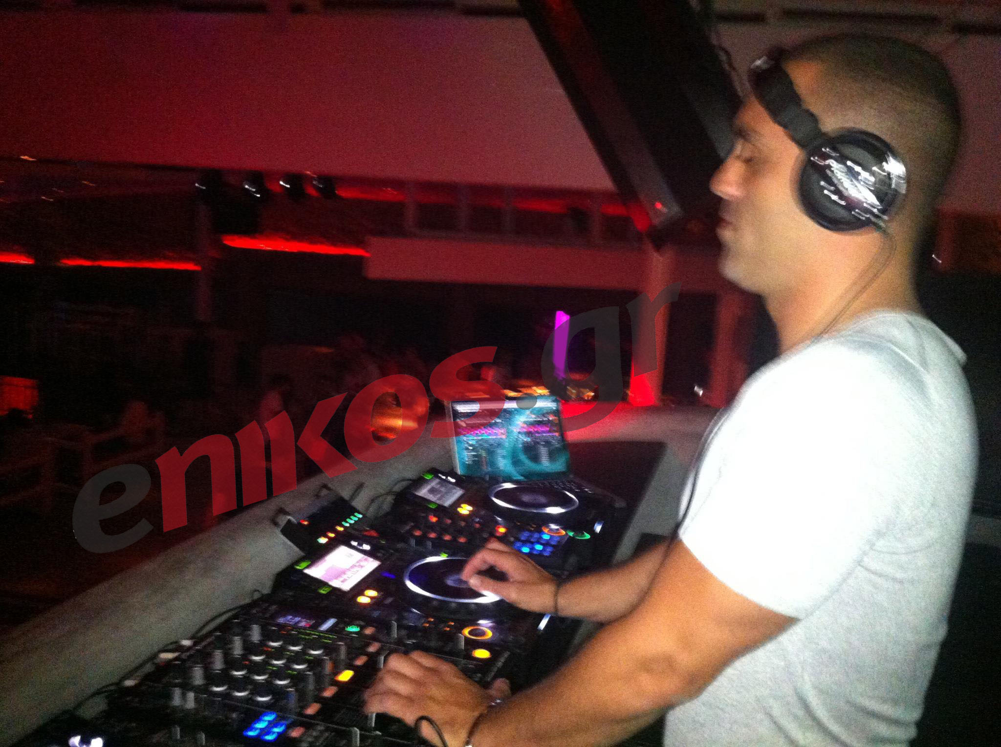 Η Μύκονος αποχαιρετά το καλοκαίρι