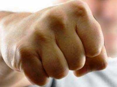 Απρόκλητη επίθεση σε αλλοδαπούς