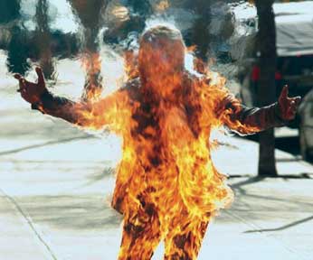 Αυτοπυρπολήθηκε 60χρονος