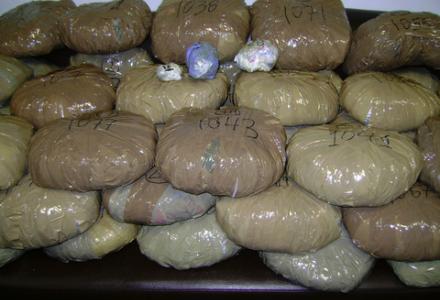 Θα περνούσαν 105 κιλά χασίς