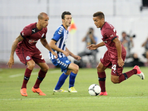 Έφυγε με ψηλά το κεφάλι