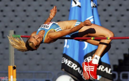 Τώρα-Πέρασε και το 1,90μ. η Στεργίου