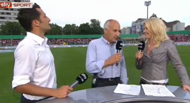 Την έκαναν…μούσκεψα live!