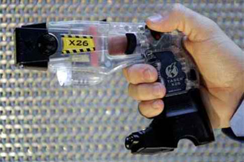 Tουρίστες-κακοποιοί