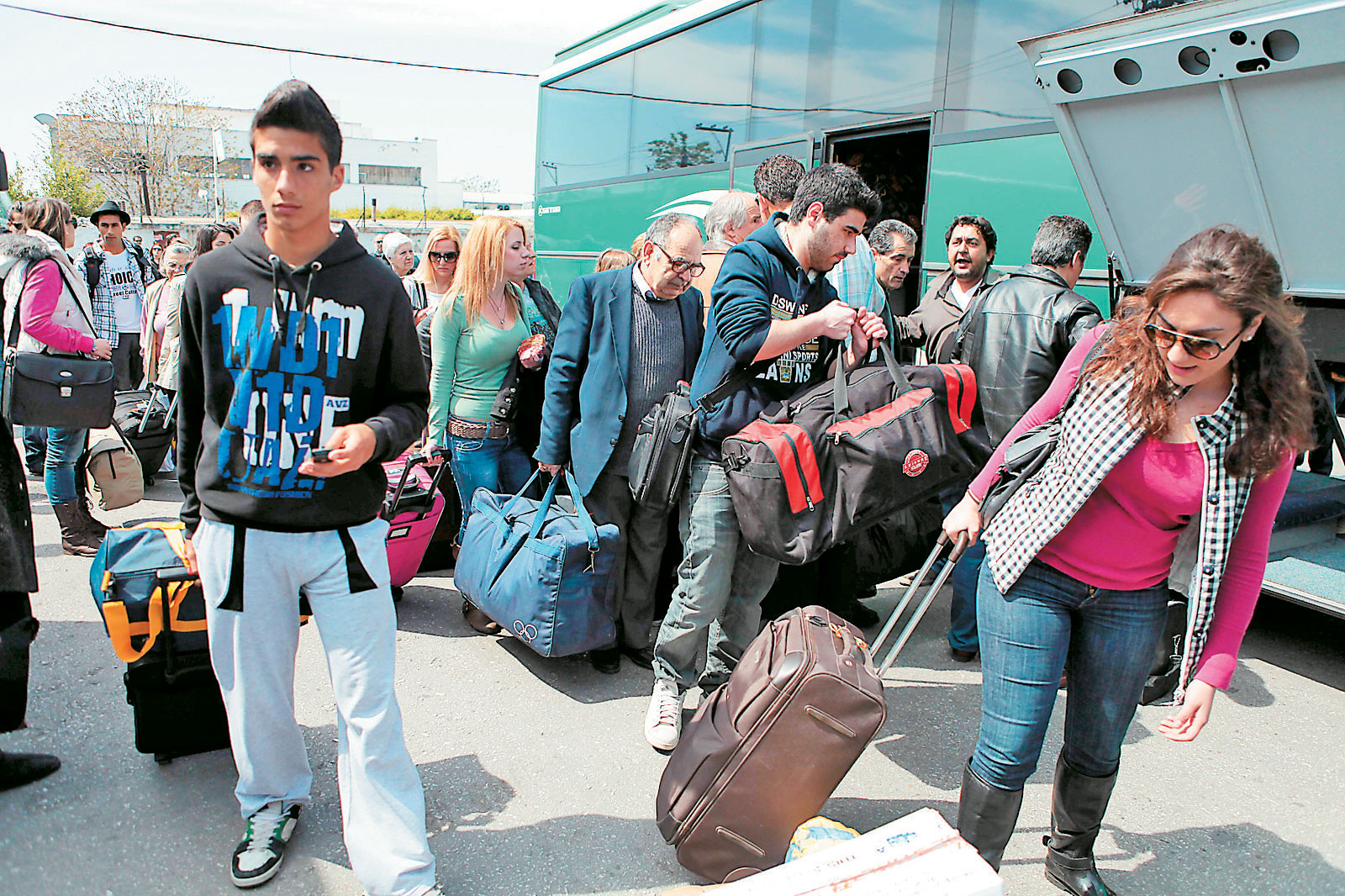Λιγότεροι οι επιβάτες για Χαλκιδική
