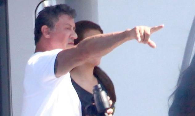 Διακοπές μετά την κηδεία…