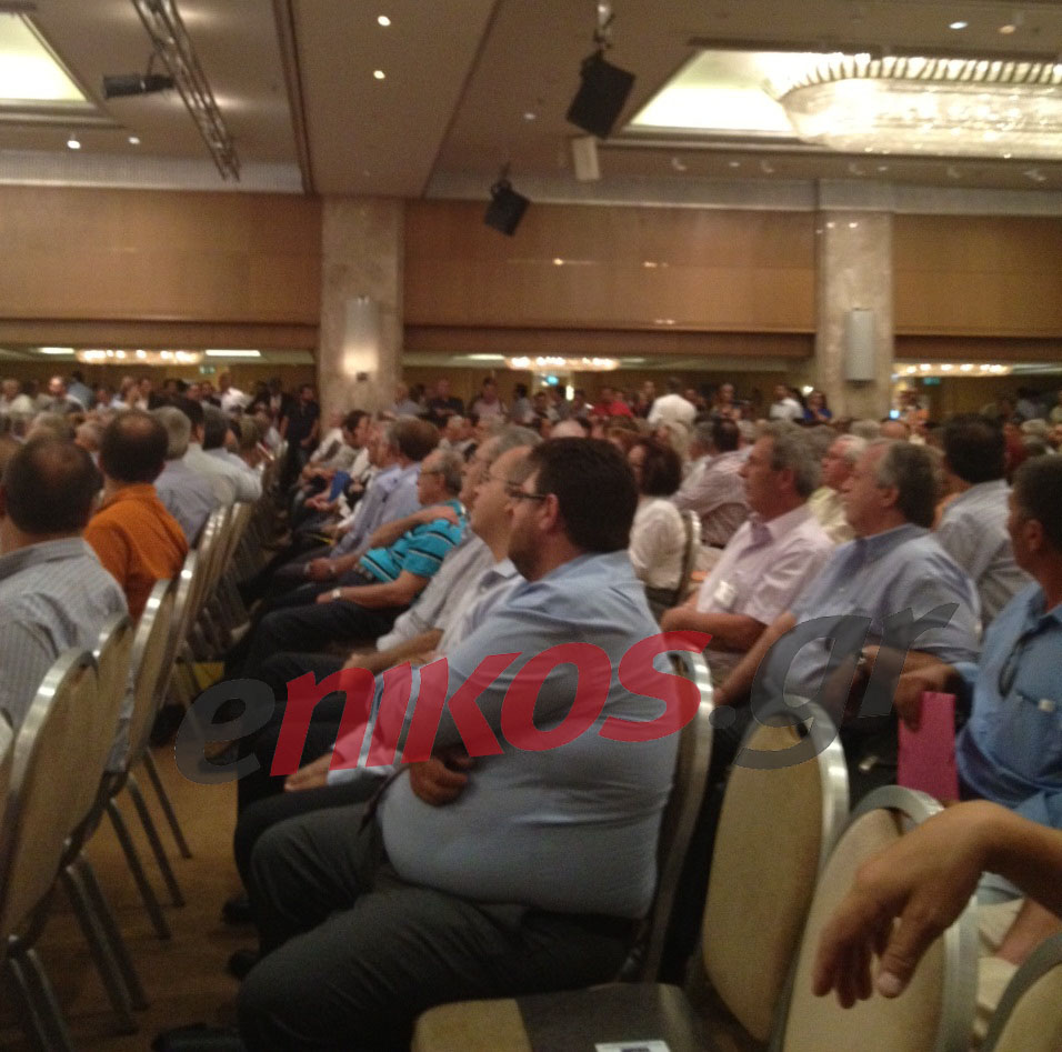 Τώρα-Ένταση στη συνεδρίαση της ΚΕΔΕ