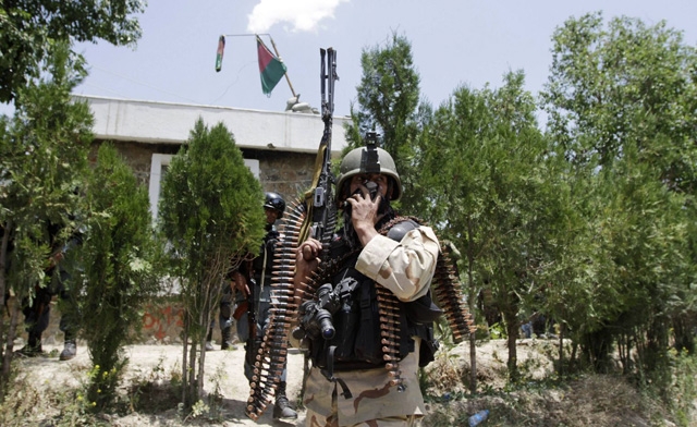 Σκότωσε στρατιώτη ως αστυνομικός