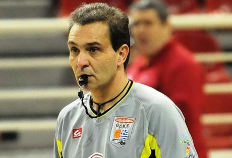 Σφυρίζει στον τελικό…