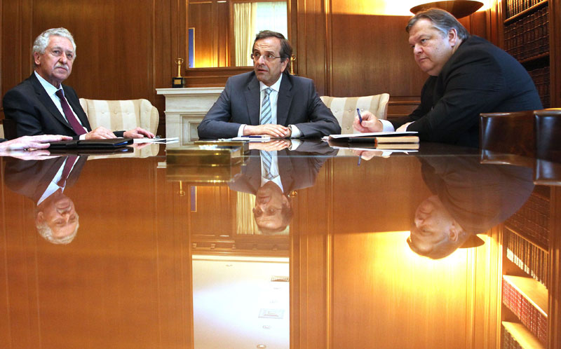 Στις 10 η σύσκεψη των αρχηγών