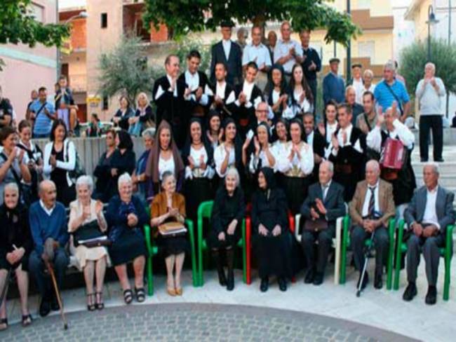 Μια οικογένεια στο Γκίνες