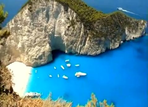 Κυρίες & Κύριοι… η Ζάκυνθος!