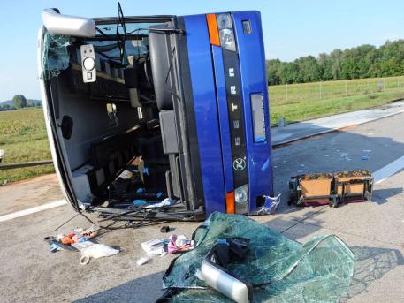 Τραυματίστηκαν 30 παιδιά σε τροχαίο