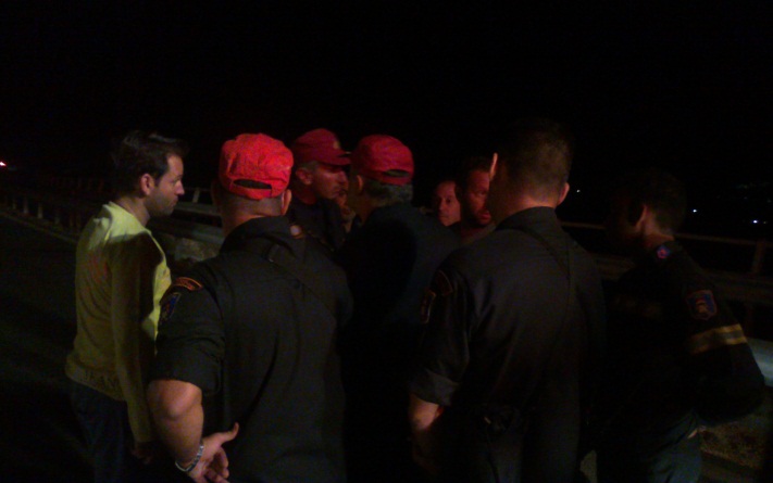 Τώρα-Επιχείρηση απεγκλωβισμού