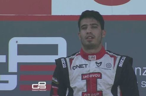 Είναι γρήγορος, είναι Έλληνας