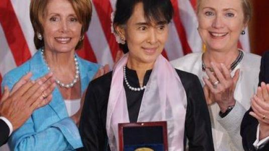 “Ελευθερώστε τις Pussy Riot”