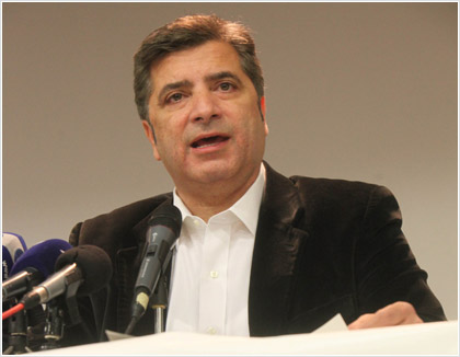 Εισηγείται αναστολή επίσχεσης