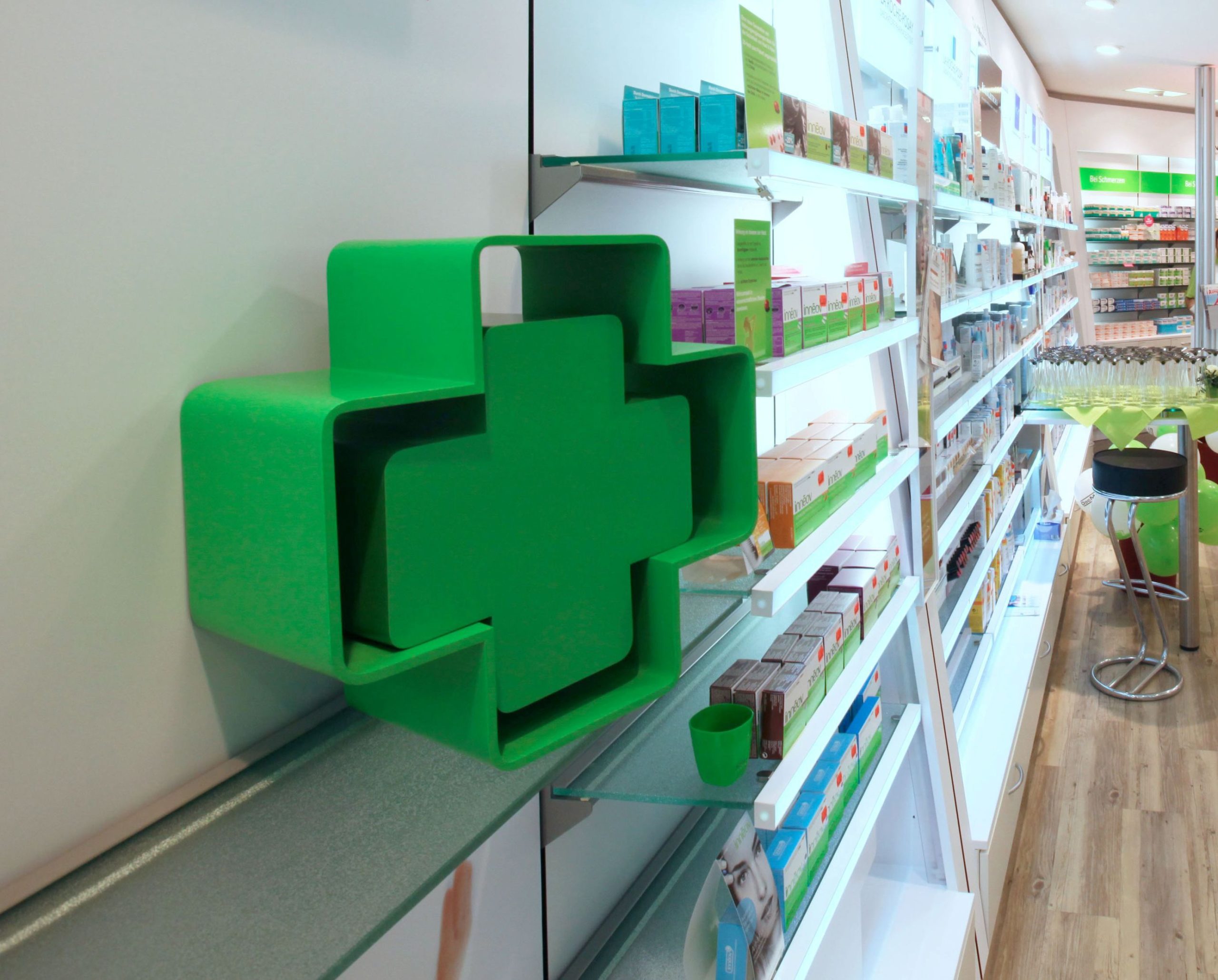 Ανοίγουν τα φαρμακεία του Πειραιά