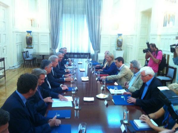 Τώρα-Φωτογραφία από Αβραμόπουλο-Τσίπρα