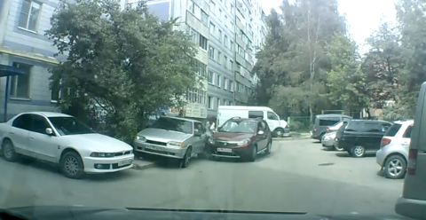 Ποιος του έδωσε το δίπλωμα;