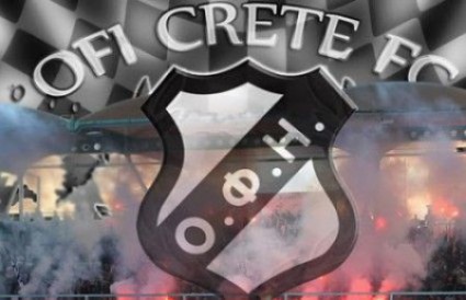 Παίρνει φορολογική ενημερότητα