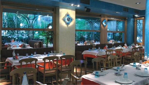 “Ψαρωτικοί” στην ταβέρνα