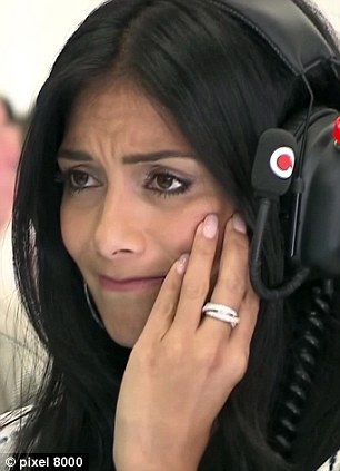 Η αγωνία στο πρόσωπό της…