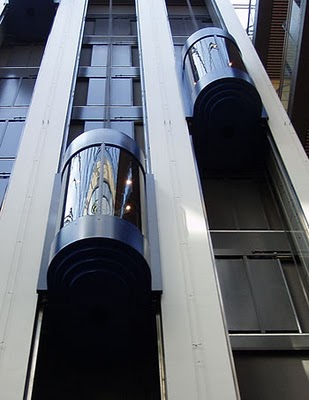 Απεργούν οι συντηρητές ασανσέρ