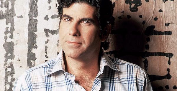 Μπέζος:Δεν μπαίνω στο τρυπάκι