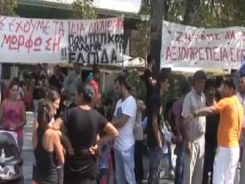 Δεν θα τους γκρεμίσουν τα σπίτια