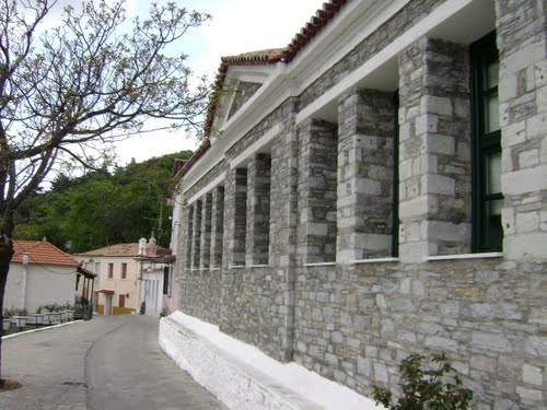 Κλειστά τα σχολεία στη Σάμο