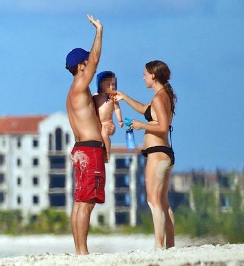 Η Natalie Portman στη Καραϊβική