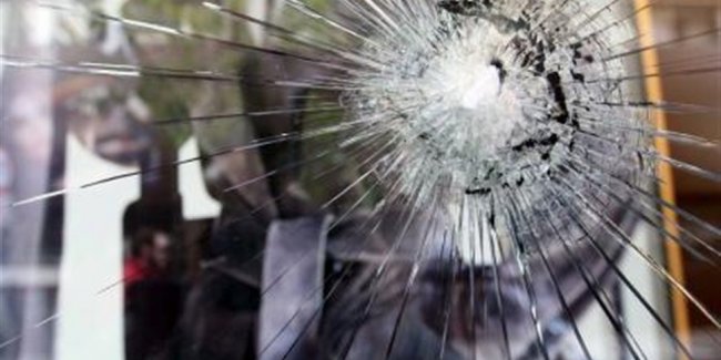 “Γάζωσαν” κρεοπωλείο στην Κρήτη