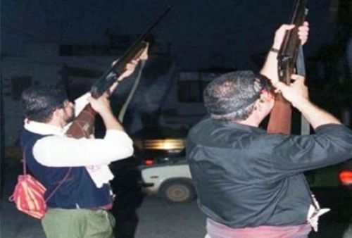 Από το γαμήλιο γλέντι στο τμήμα