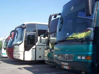 Χειρόφρενο στα σχολικά λεωφορεία