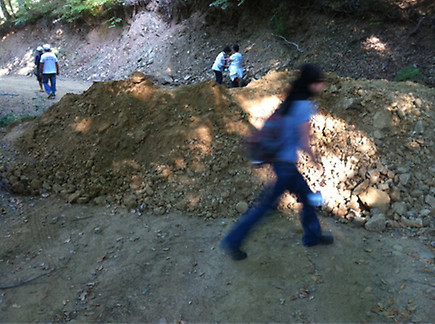 Τώρα- Ρίχνει πλαστικές σφαίρες η αστυνομία