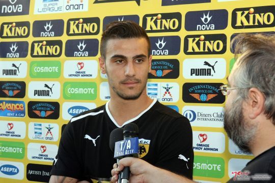 Μπράβο. Η ΑΕΚ στο πλευρό της Μυρτούς