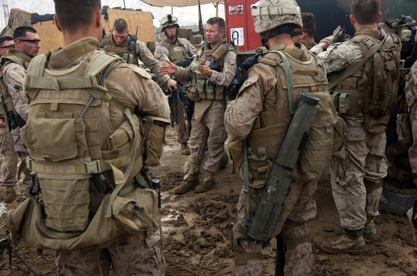 Απορρίπτουν τους πεζοναύτες