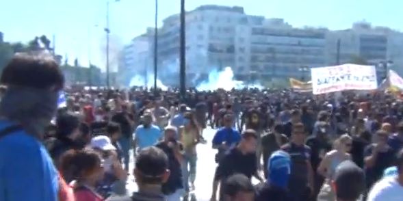 Βίντεο-Τα επεισόδια στο Σύνταγμα