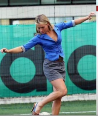 Φέρτε τη Βουγιάκοβα!