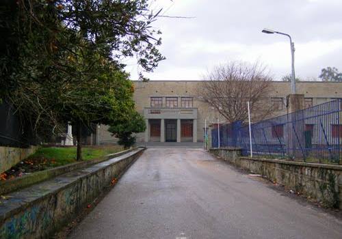 Διέρρηξαν κυλικείο σχολείου!