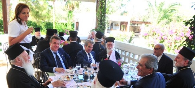 Τρισάγιο στη Μ. Μητσοτάκη