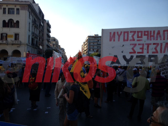 Τώρα-Πυκνώνει το «μπλόκο» της ΓΣΕΕ