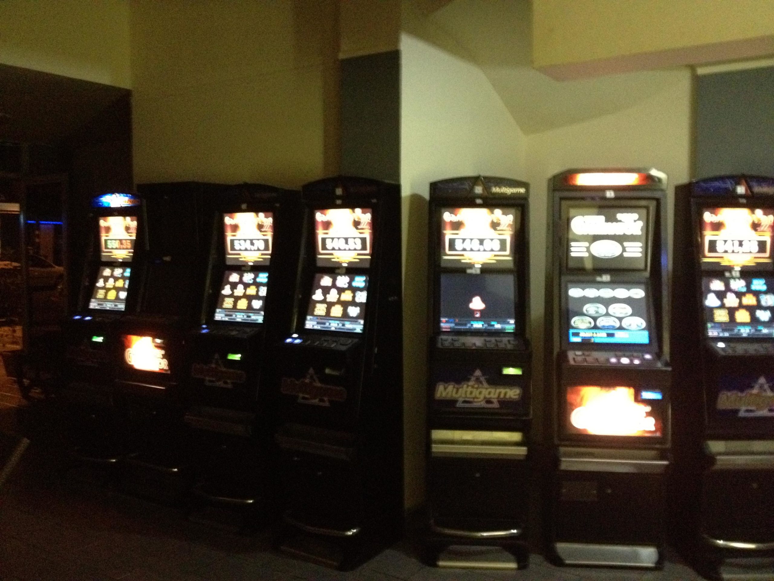 Τους ξετρύπωσε ο «Ξένιος Δίας»